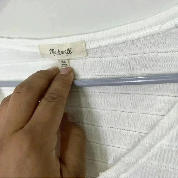 Madewell Tops Size XL - Picture 9 of 10